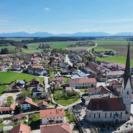 Chaletwohnung Vor Den Toren Des Chiemgaus Tacherting Eksteriør billede